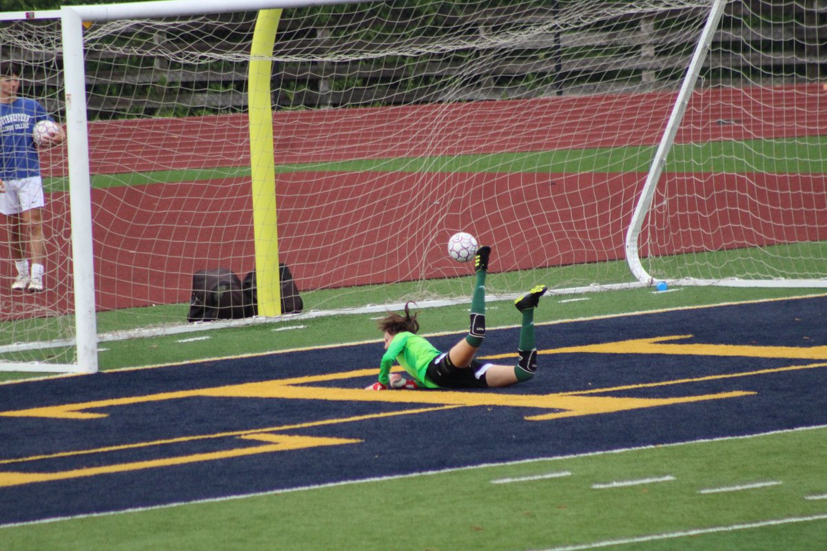 swic_wsoc's tweet photo. Goal by Peyton Broderick assisted by Pia Zalokar 57 minutes into the game! https://t.co/RKJlZIQgDv