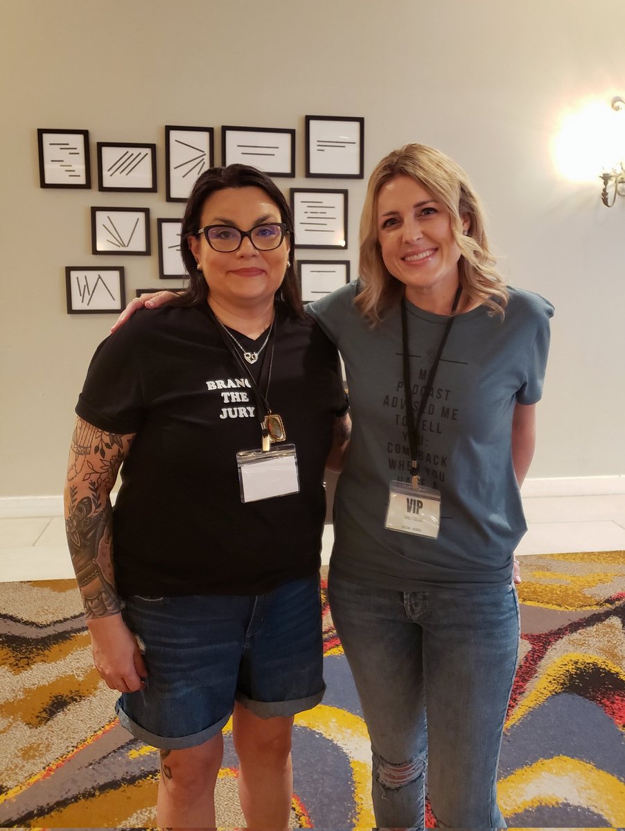 Missy_Mayhem's tweet photo. I got to meet Bob Motta OMGeeee! And I got to meet a fellow Bo from #JBN! Carly came over & asked "Is that a Jay shirt?" She came all the way from Arizona to see @defense_diaries, so awesome!! #TCPF23 https://t.co/eWdOrGGof7