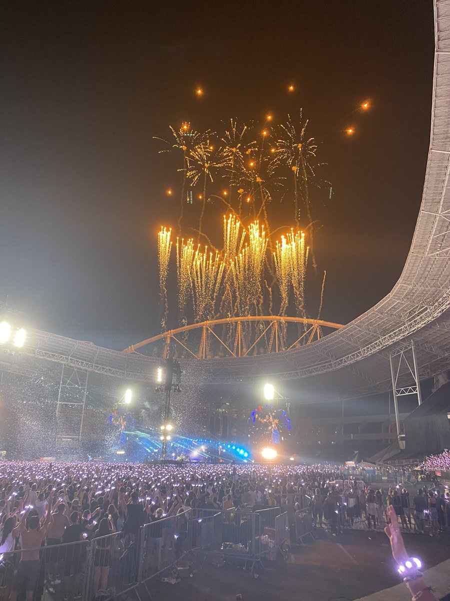 coldplaybrasil's tweet photo. Cinco meses do segundo show do Coldplay no Rio de Janeiro. Quem viveu sabe 🩷
#coldplayrio #coldplayrj https://t.co/zm9mEp6z2M