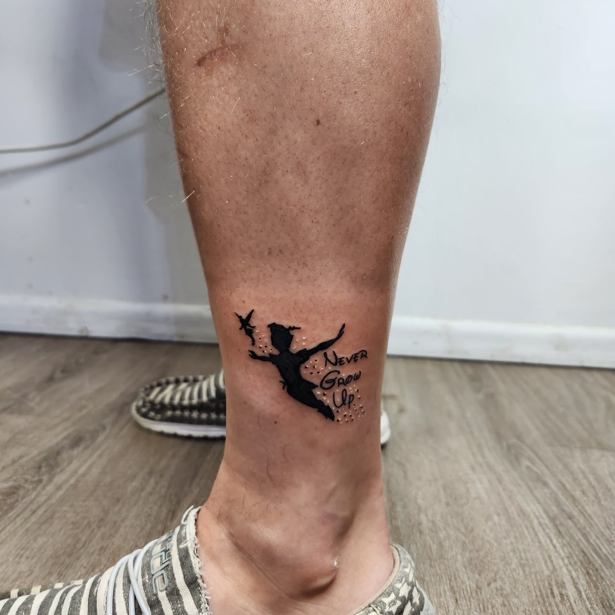 TheEdLife1's tweet photo. Got my first ink. Gonna do a Universal gimmick on the other side. Any ideas? https://t.co/f9uibkeuqX