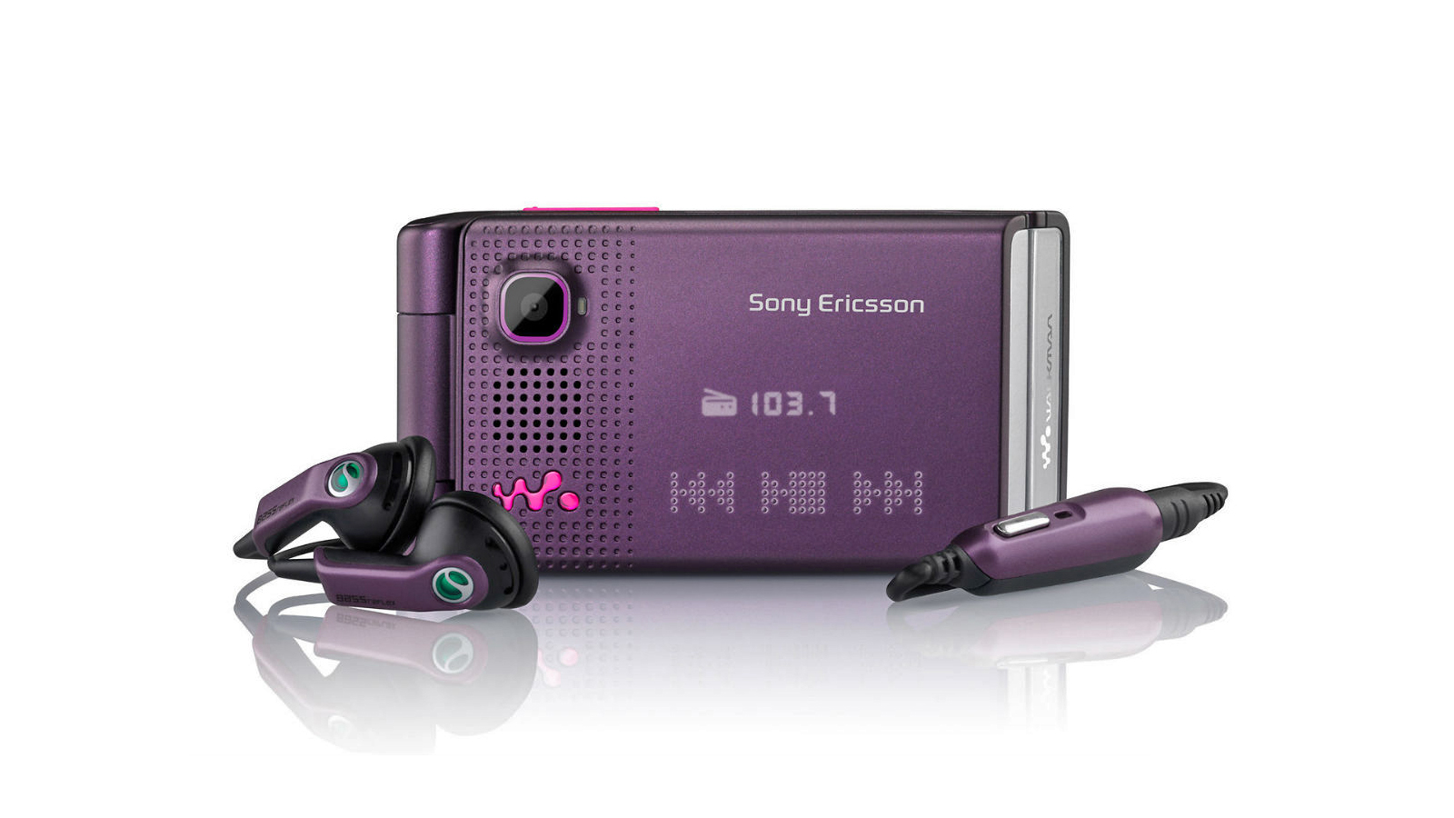 Sony Ericsson - W880i, 15th April 2007 - I got to play with…