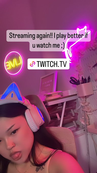 Join my stream!!! I scream sometimes https://t.co/uFCqN9xAWh https://t.co/8YoxNq0YSH