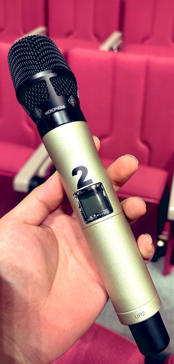 yoshimasa_21DEC's tweet photo. 昨日のワイヤレスマイクは、シュアのUR2にノイマンの104ヘッドをつけてPAしました🫡
#shure #ur2 #NEUMANN #kms104 #kk104 https://t.co/qEZ6G3T8T8