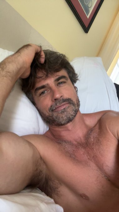 Nap time https://t.co/Hu5HnKVYIW