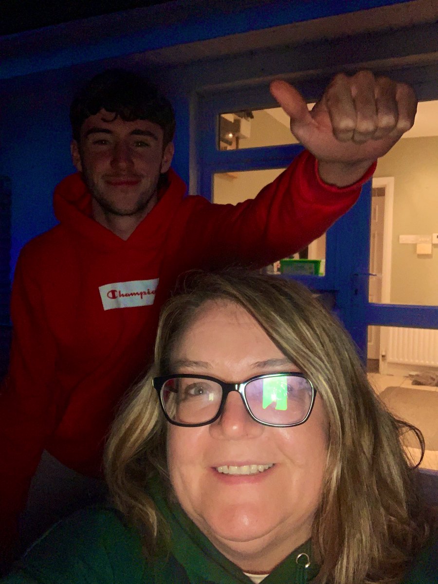 KGilly9's tweet photo. Pizza making and cocktails afternoon to finally congratulate Zach. Started well. Now weโre foundered ๐ฅถ๐#IrishSummers #OnTheTurn https://t.co/SErVjnDUHe