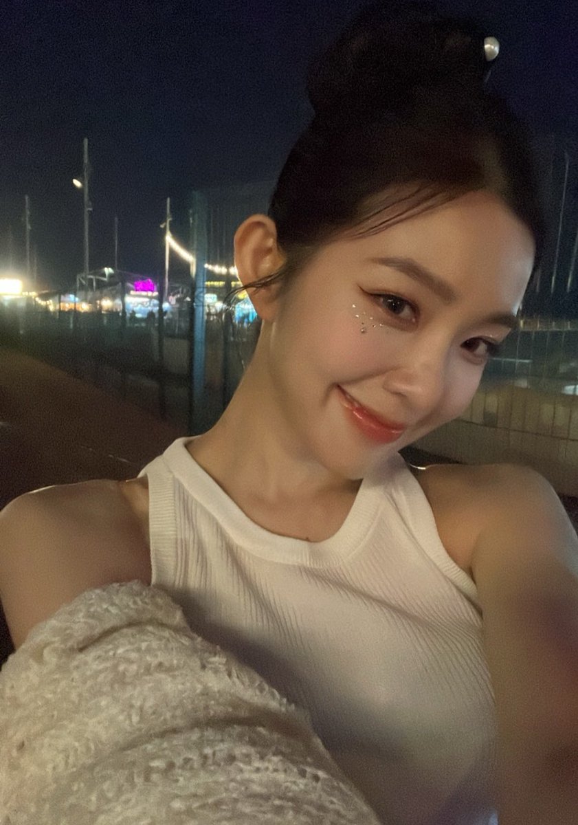 jpgirene's tweet photo. date night with irene https://t.co/uBVNsDMXah