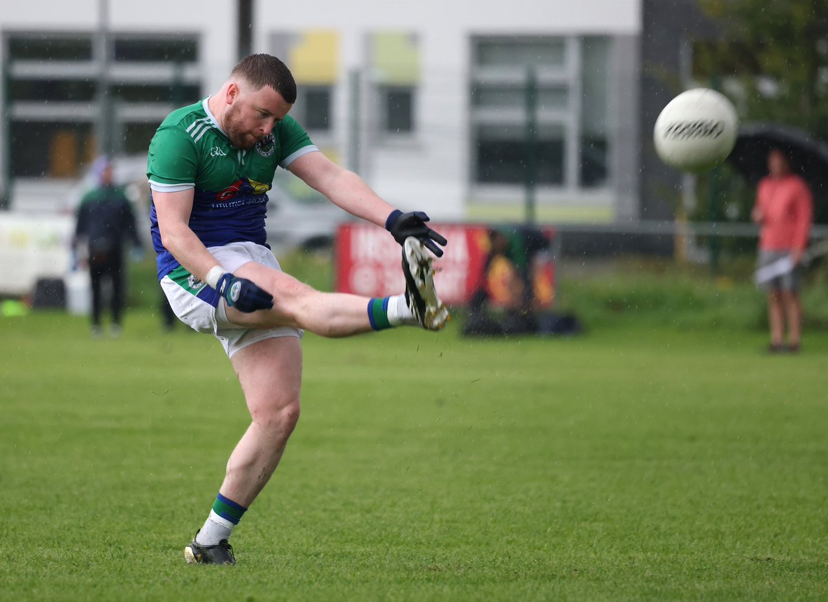 deagers's tweet photo. Great win by my local team @StMarysSaggart against a tough @plunketts_ie team in the championship this evening in Saggart, well done lads 👏 @DubGAAOfficial https://t.co/RApD59wpXt