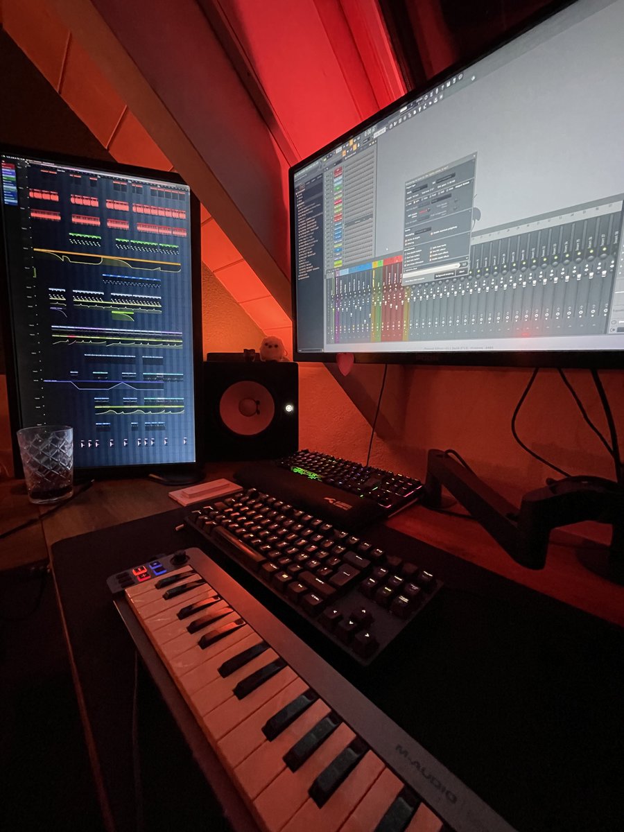 Working on some new stuff🔊👀

#studiotime #producerlife
