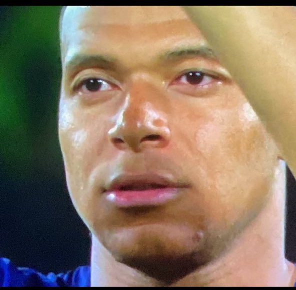 BorobiaJesus's tweet photo. 🐢 Por favor, mandarle a @KMbappe una caja de pañuelos blancos como a él le gustan, ¿despedida o lágrimas fake?

#TICTAC #MBAPPÉ2023 @KoyotitoSPA @hack_futbol @JesusMad13 @F_GallardoTV @Ramon_AlvarezMM @Neiraelvikingo @RodrigoFaez https://t.co/yVCeV3gSyn