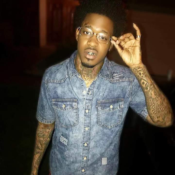 dacrib305_'s tweet photo. I STILL CANT BELIEVE ITS 2YRS U BEEN GONE THIS SHIT AINT RIGHT BRUH😤 SHIT STILL FUCK WITH ME EVERYDAY  BUT U KNO IM HOLDIN IT DOWN HOW U TAUGHT ME TO… DIS SHIT CRAZY MAN I MISS U MORE EVERYDAY DAWG 😪 I LOVE U 5EVA #LLK #KWORLD 🤞🏾🕊️🇯🇲🖤😢💔 https://t.co/MPHs1N0oea