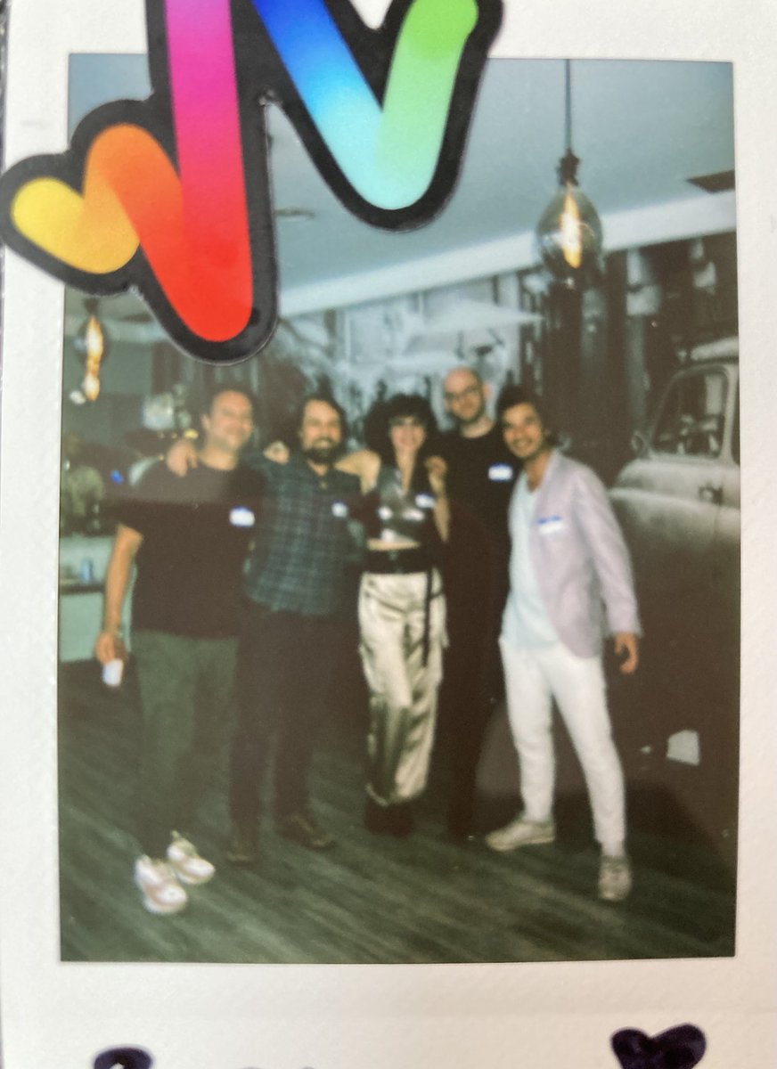 Mitchell F Chan tweet media