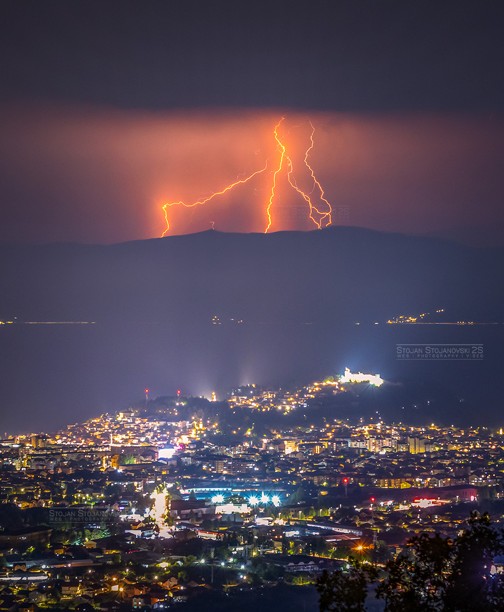 Thunderstorms tonight

#lakeohrid #ohrid #stojanstojanovski #photo #photography