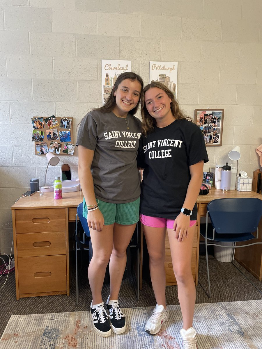 SVC_WomensBball's tweet photo. 4/6 freshman are all settled in! 

Welcome to home! 
#OneteamOnefamily https://t.co/qAludc5I4H