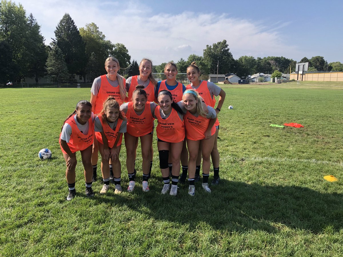 GVUWS_YWNWA's tweet photo. Last day of the three weeks of preseason camp calls for GV Soccer Olympics!  Green team won the gold, before we put aside one set of rivalries and embraced another in the inner squad scrimmage! #YNWA #SURG’D https://t.co/5cAZBse75K