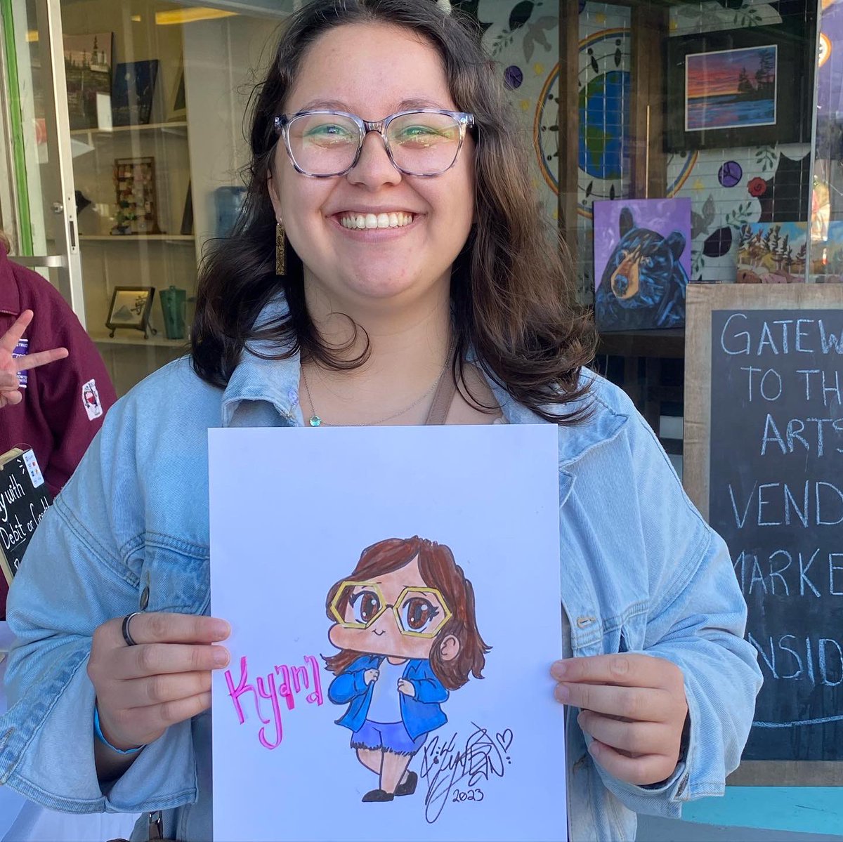 studio_gillian's tweet photo. Had a great turn out this afternoon! Here are a couple pictures of the portraits I did. 
.
.
.
#art #portaitdrawing #characterart #chibiart #caricatureart https://t.co/zJcPfWisF4