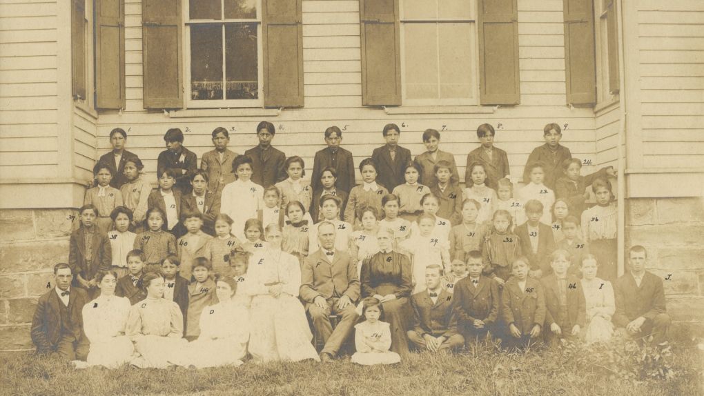 CTVNews's tweet photo. U.S. team to digitize Quaker boarding school records, drawing inspiration from Canada https://t.co/zqS4rEMhKf https://t.co/hwTv52Rya3