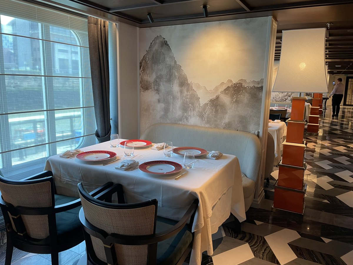 I love this restaurant on #oceaniacruises #oceaniavista 
Red Ginger is just stunning 😍 
<a href="/CruiseTheWorld2/">Travel The World2</a>