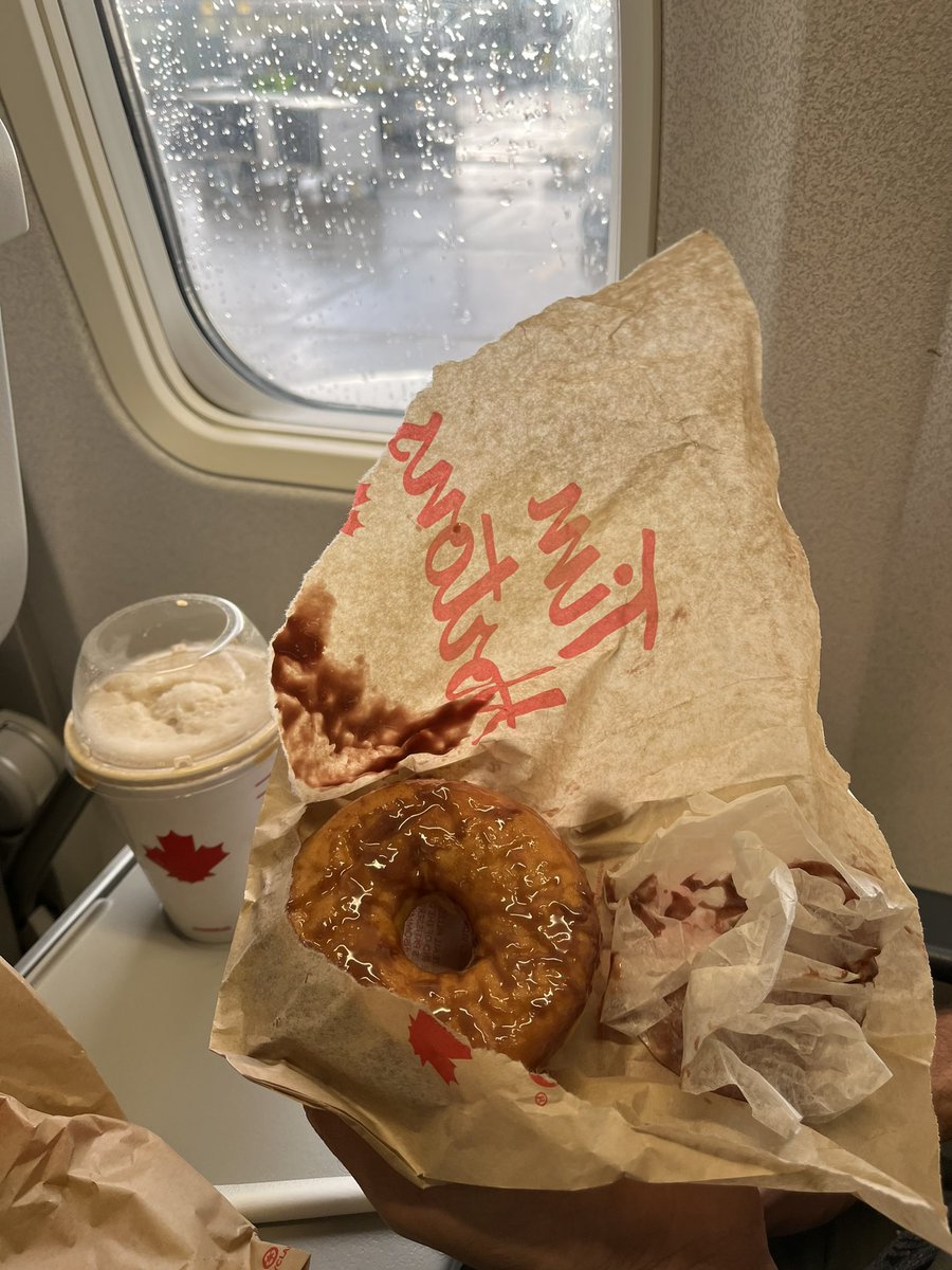Amnasays's tweet photo. @TimHortons just made it back to Canada after 3 weeks. Thanks for the warm welcome 😖 https://t.co/rZRQ5GFL5K