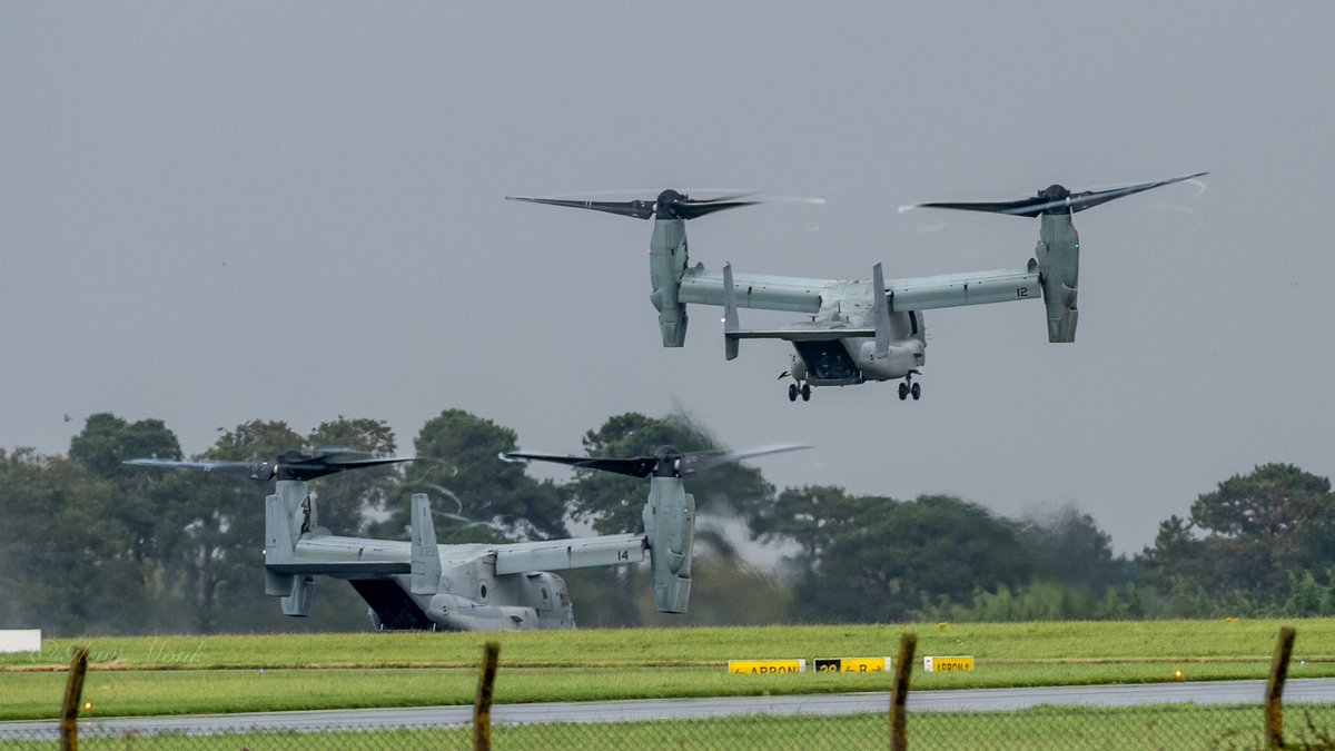 monkg57's tweet photo. US Marine Corps MV-22B Ospreys departing and arriving back to #baldonnel having performed a #flypass for #Navy vs #NotreDame #Avgeek @AVIVAStadium @AerLingus #CollegeFootball 🇺🇸 https://t.co/fxJL41OISr