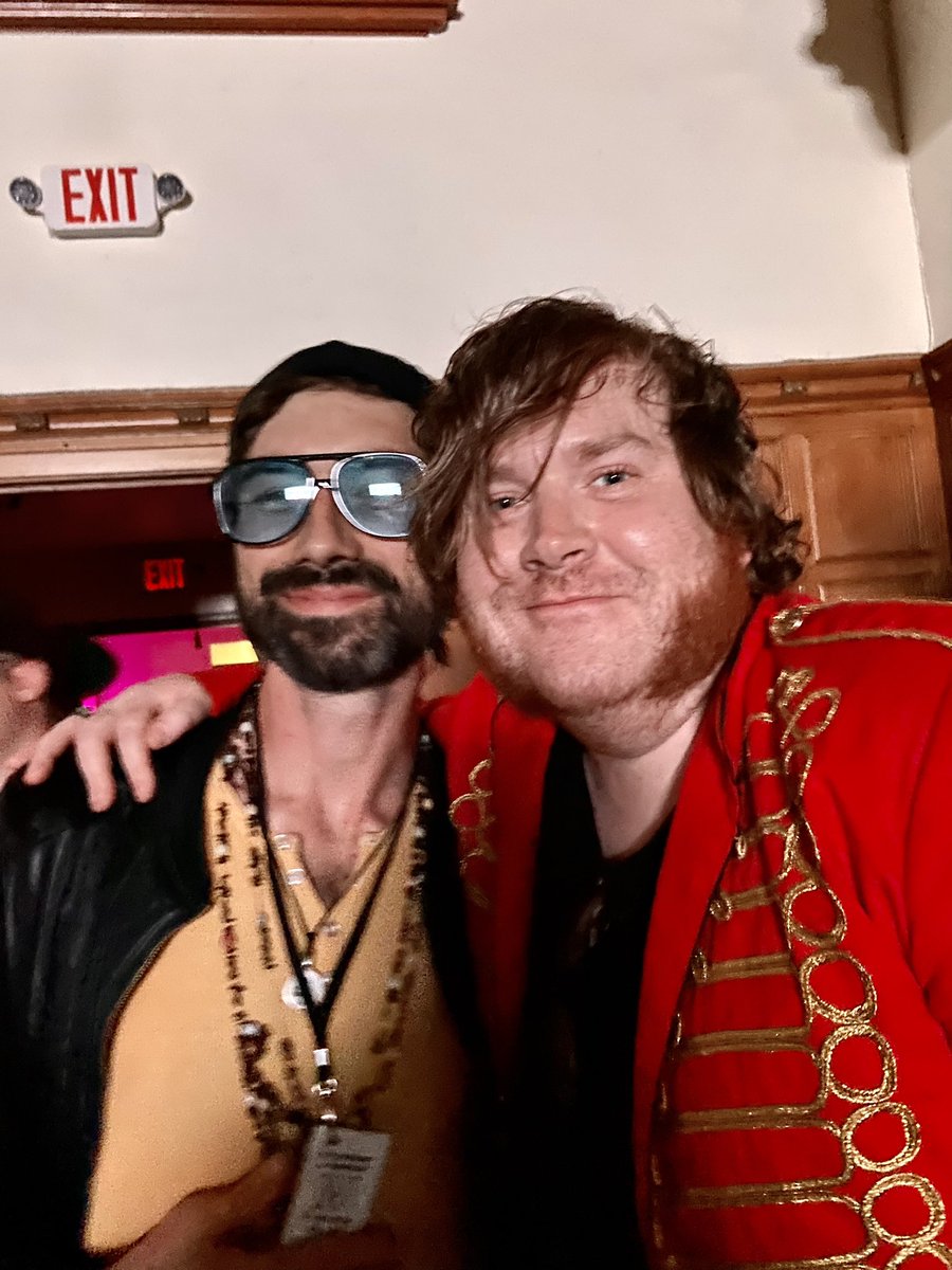GuySnowdon's tweet photo. #ClevelandMusicAwards #OriginalsForTheWin #StillOriginal #clemusic #musiccommunity #bestmalevocalist https://t.co/DyeNy5z24p