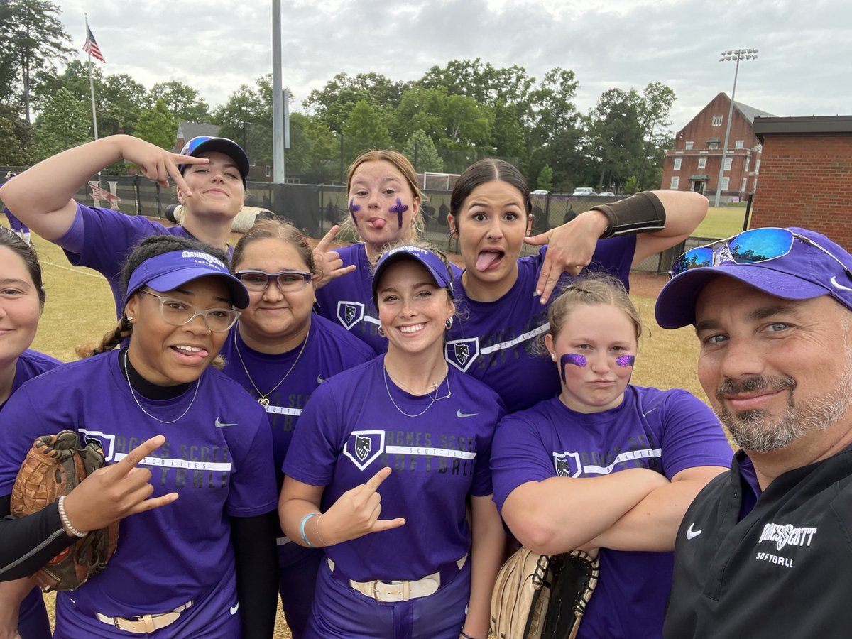 slappers_dad's tweet photo. Camp tomorrow! Camp tomorrow!  Camp tomorrow!!!  Just a little excited to see the prospects in action again. Last chance to signup https://t.co/3vej1vDOyy https://t.co/fMH1RuJ4yy