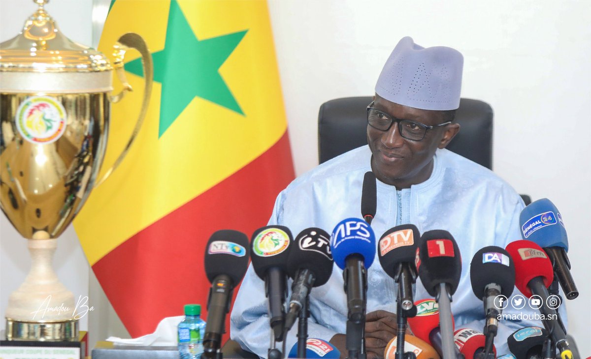 Iphone6plusI's tweet photo. Son excellence le Président Amadou Ba ❤️ https://t.co/IiYyUu3Qug