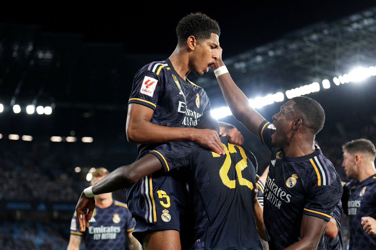 yazid_m13's tweet photo. Quand le Real Madrid l'a contacté, il a tout de suite accepté malgré que Man City et Liverpool lui proposaient bien plus d'argent

Et puis tu as Mbappe lié au club depuis 2013, qui ne veut toujours pas venir pour gratter un max de billets avec le Psg

L'amour du maillot, le vrai. https://t.co/OgtPq5qabp
