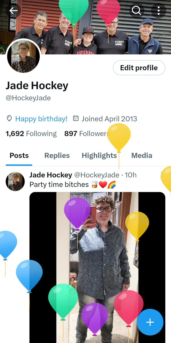 What's today? The best day of the year. It's my birthday. Woohooo 🥳🎊🎉🎈🎂🎁