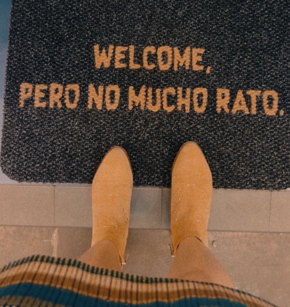 kansaita_'s tweet photo. necesito este felpudo https://t.co/6Foa0fswTV