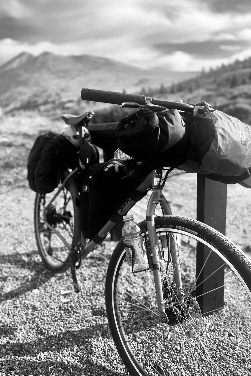 dave_versteeg's tweet photo. 2 more days on the #gdmbr & I’ll be at the CO/NM border & my adventure will come to an end dir another year. It’s been soooo gooood. #bikelife #bikepacking #gravelgrind #colorado https://t.co/eMCoTFPZXb