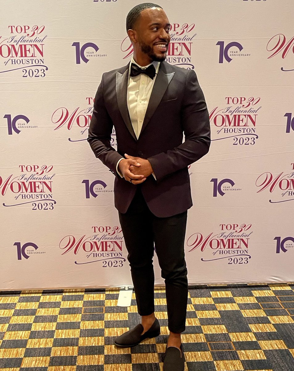 Last night, I had the pleasure of being the guest of the historic Houston publisher Lorenza Butler at the 10th Annual Top 30 Influential Women of Houston Gala, celebrating powerful women in business, healthcare, and every field of endeavor in our city. #top30hou #top30women