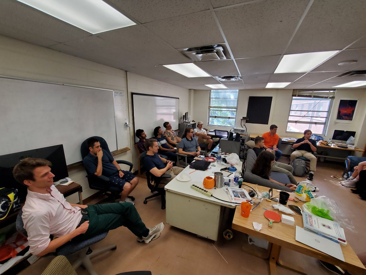OkstateSps's tweet photo. 1st SPS meeting of the year! 
@OkstateCAS @OkstatePhysics https://t.co/Wv1TorbNQT