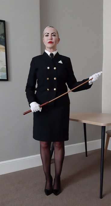 In #Cardiff for sessions this weekend. A wonderful slave photo of my outfit today. #suit #tie #cane #gloves<a href="/tag/cardiff"class="tags">#Cardiff</a><a href="/tag/gloves"class="tags"><span>#gloves</span></a><a href="/tag/tie"class="tags"><span>#tie</span></a><a href="/tag/suit"class="tags"><span>#suit</span></a><a href="/tag/cane"class="tags"><span>#cane</span></a>