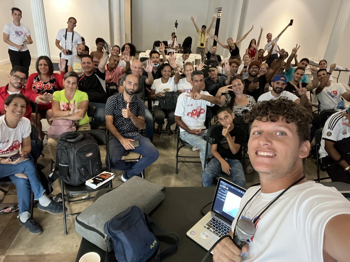 HiveCuba tweet media