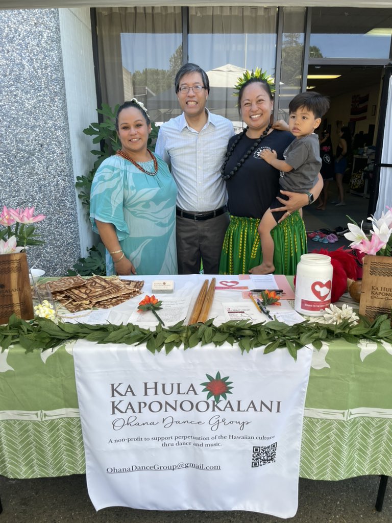 DrPanMD's tweet photo. #Sacramento stands in support of the people of Maui. Please contribute to  @HCFHawaii . #MauiStrong #Lahaina https://t.co/tLrPEeqm6s