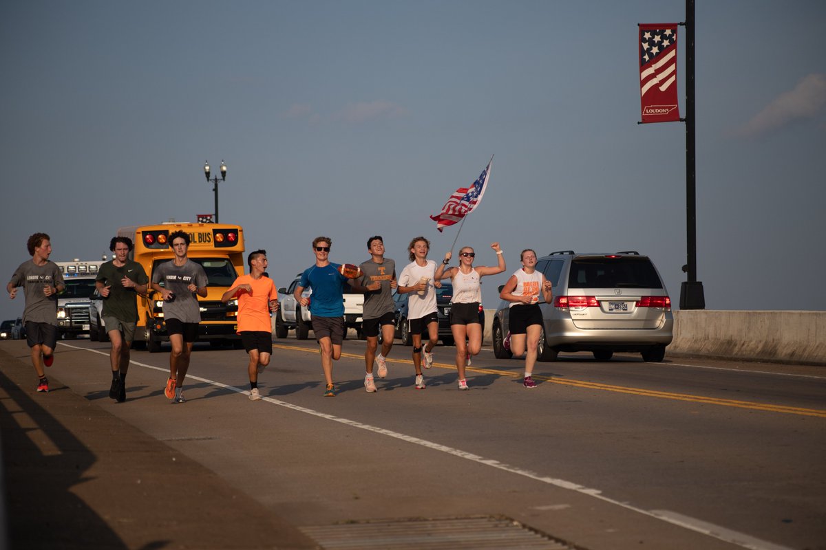 LCPanthersTrack's tweet image. LC Cross Country celebrates the Battle of the Bridge .....