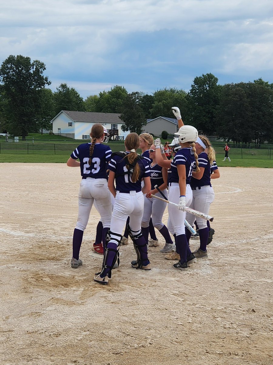 We defeated Northwest 8-3 to win third place in our bracket. Great opening Saturday going 2-1. All tournament team honors go to <a href="/2024Trinity/">Trinity Brandhorst</a> and <a href="/JayMiller_2024/">Jaylynn Miller</a> for awesome performances and starts to their Senior seasons! ❤️🥎