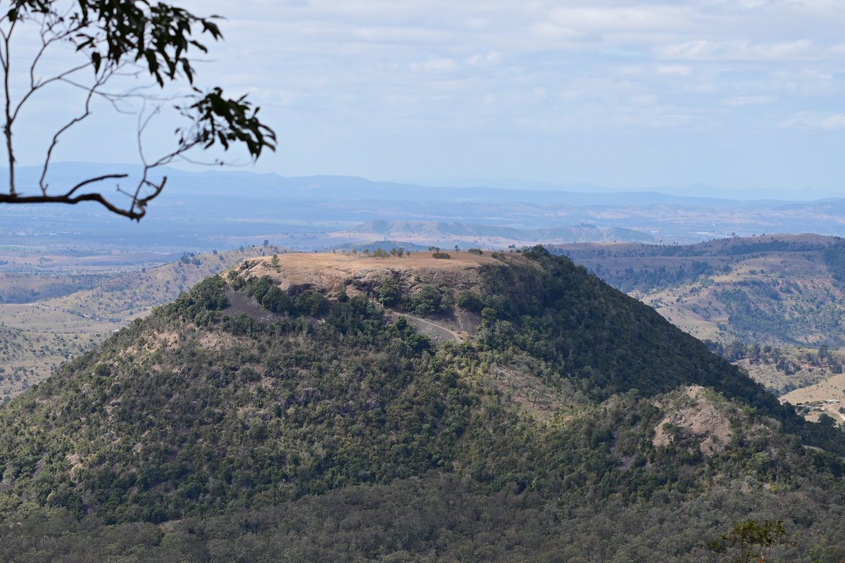 GeorgeSz12's tweet photo. Hi All,
Yesterday went Galavanting to the Darling Downs
1st stop for coffee and Jam Donuts at Picnic Point
Some pictures
#picnicpoint
@olivia_brisbane @DiQld
@Harley_Roze_BBW https://t.co/ioUlGy4d2R