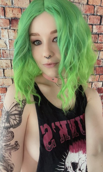 Live on mfc! https://t.co/wAk8Vov7zG https://t.co/MsQFMhsAd6