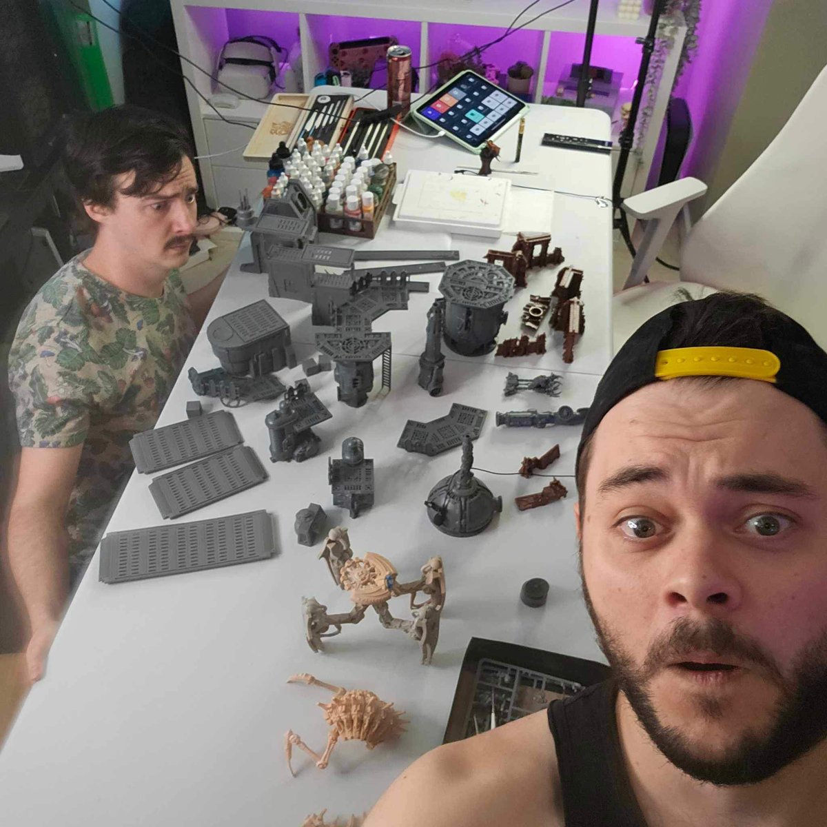 Tackling the pile of shame today!

Check it out on Twitch

Twitch.tv/CantinaThirteen