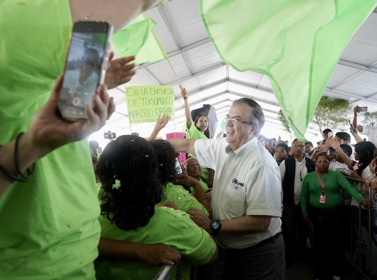 m_ebrard's tweet image. Jalisco , amor con amor se paga !!