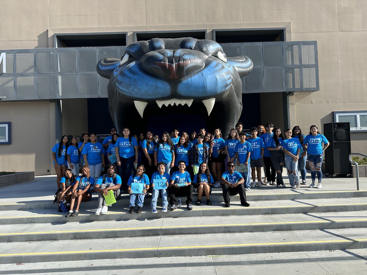 Shout out to Jordan Link Crew Members for supporting our incoming freshmen with tours, fun, advice and friendship.  #PantherPride #LinkCrew #TheNorth 🐾💙🖤