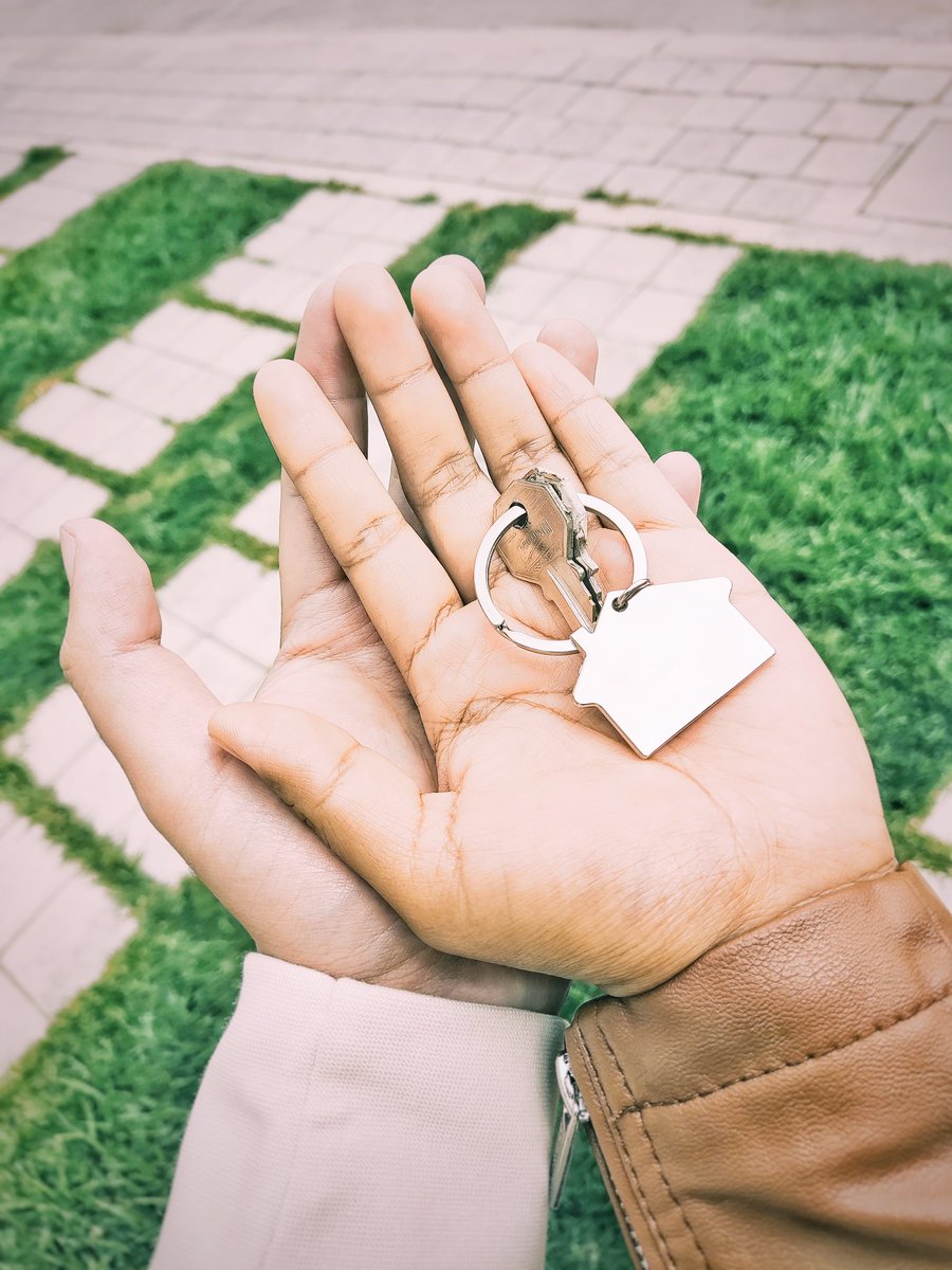 Héctor Reyes tweet media