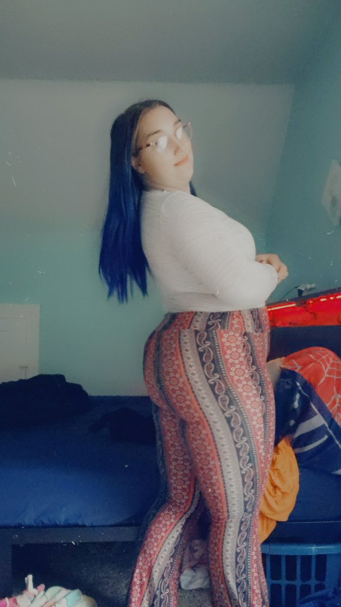 Gib1Bailey's tweet photo. Had a great day would be better if it was with you 

#onlyfansgirl 
#onlyfansmodel 
#hippyfest
https://t.co/7VP0F3OexL https://t.co/SrwTvMwUoY