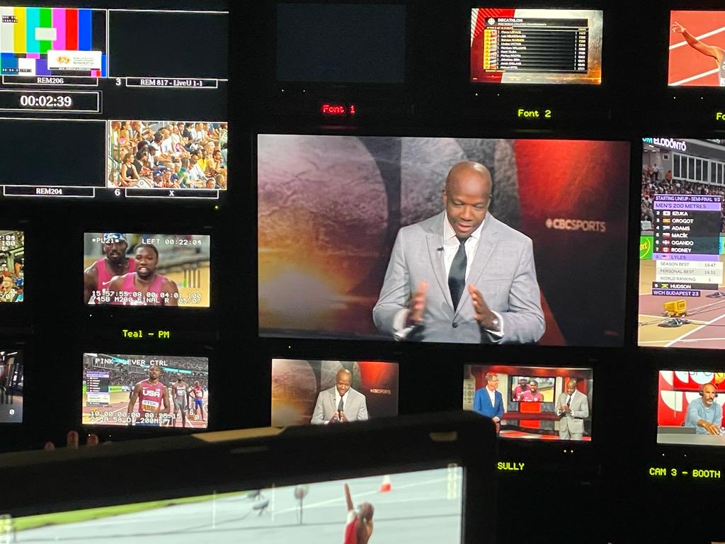 donovanbailey's tweet photo. Behind the scenes with @cbcsports and the best broadcast crew @CBCScottRussell @WorldAthletics @AthleticsCanada @K8VBeast @MLeePxP and Mike Smith
#UNDISPUTED
#RunningThingsPodcast
#THEChamp
#WorldAthleticsChamps https://t.co/heG6BuqeSp