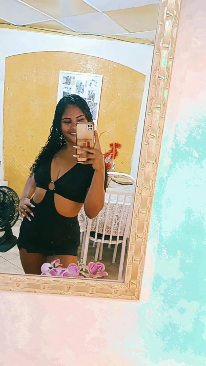 cacheada86's tweet photo. Muito gostosinha cr 🤤🥰 https://t.co/r5JGahdJ11