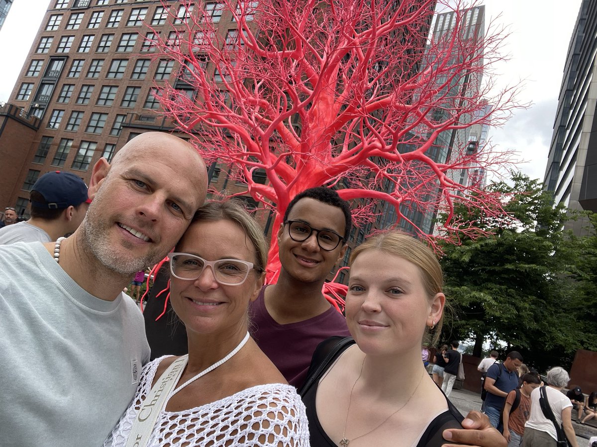 DirkWEilert's tweet photo. @NewYorkCityDE Da waren wir heute auch 🤩 https://t.co/iTx1kjVL7n