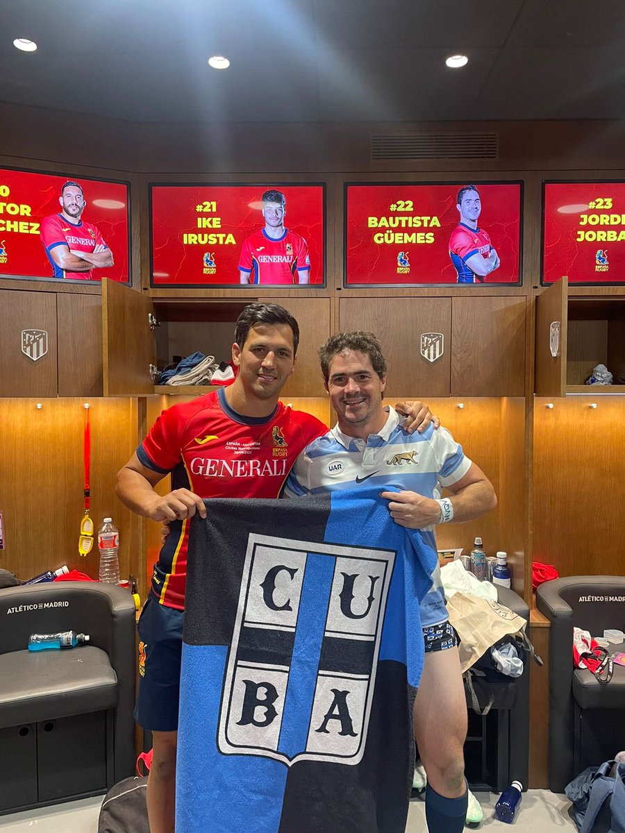 La fiesta grande de la amistad!

💙🙌🏼🖤