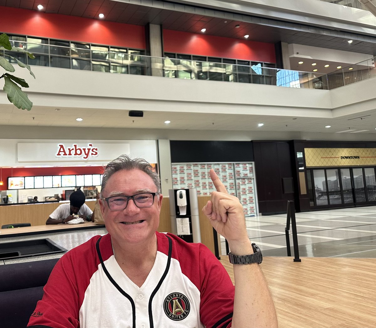 mckayWSB's tweet photo. Remembering the home of CNN Sports Illustrated and some of the best times of my life! #WorldSport @CNN @cnnsport #CNNCenter #Atlanta https://t.co/oLinrTsNbk