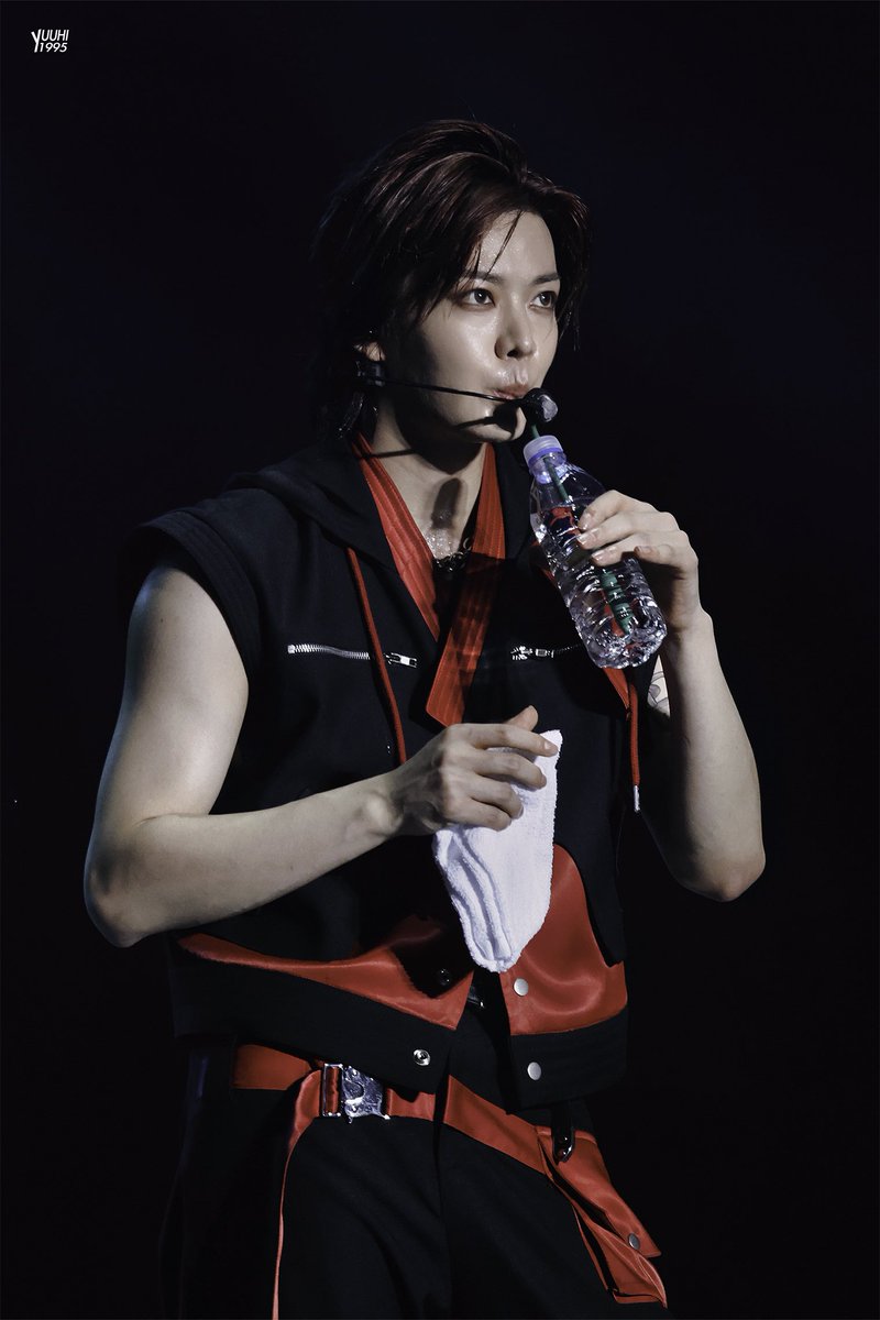 230826 NCT Nation

언제 오나 싶던 먼 미래, 지금 눈앞에

#유타 #YUTA #悠太 #ゆうた #NCT #NCT_NATION #NCT_NATION_KOREA